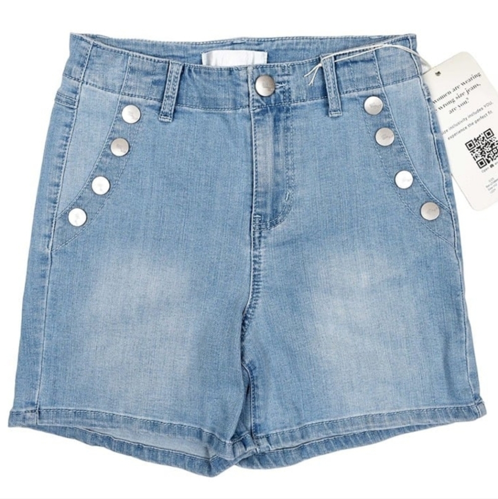 *NWT* 1822 Vintage Denim Lizzy Shorts